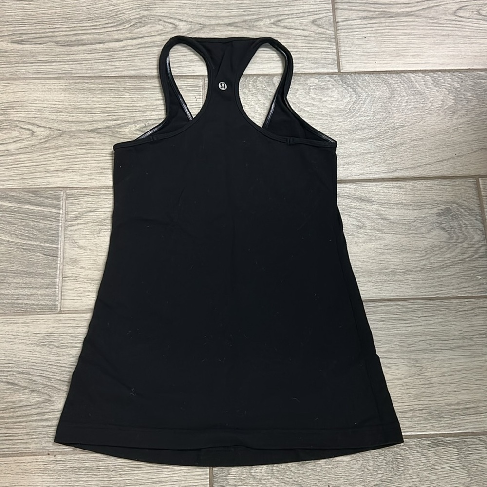 Lululemon Razorback Tee - Picture 2 of 8